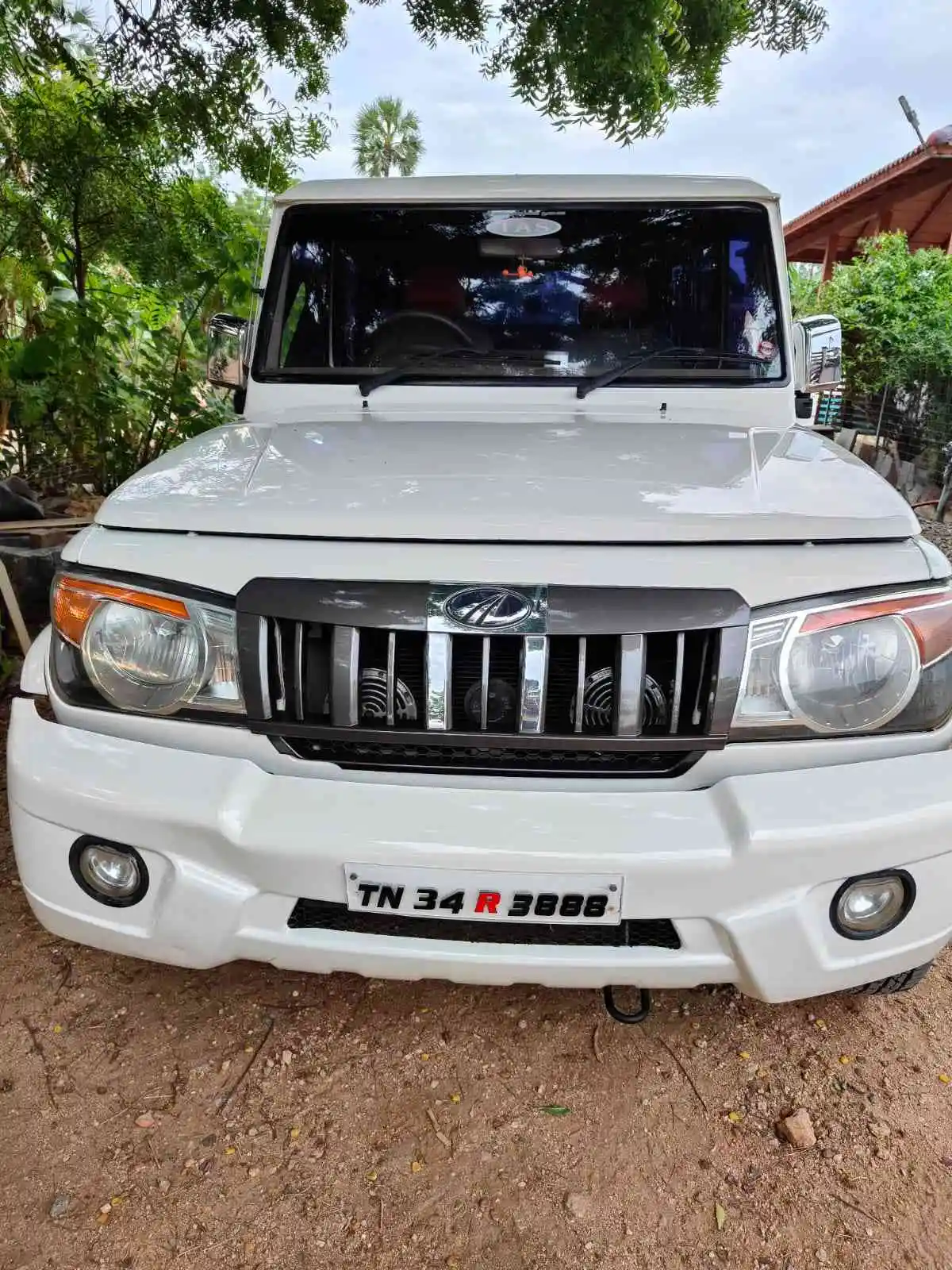 Mahindra Bolero